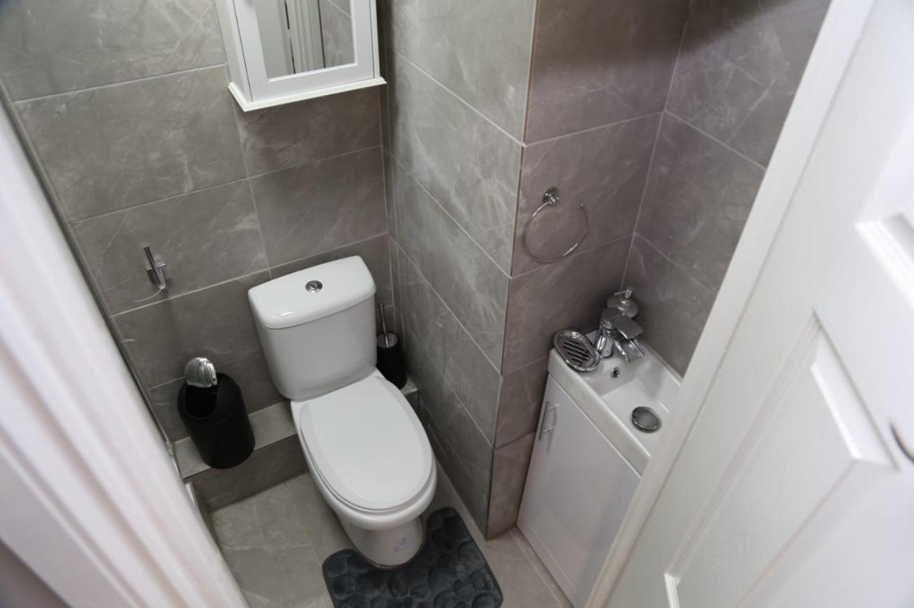 A A Guest Rooms Woolwich Londres Extérieur photo